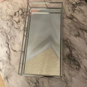 Cute mirror holder